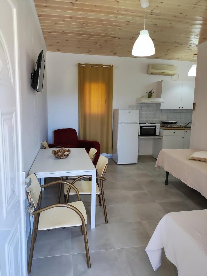 Kouverta Apartments Ermioni Dış mekan fotoğraf